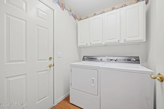 4212 W Waterbend Drive, Maumee, OH 43537