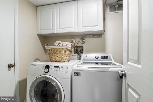 20 BERKSHIRE CT, Bordentown, NJ 08505