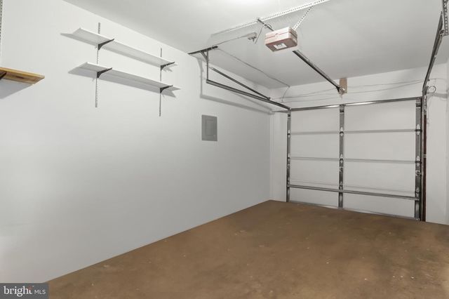 20 BERKSHIRE CT, Bordentown, NJ 08505