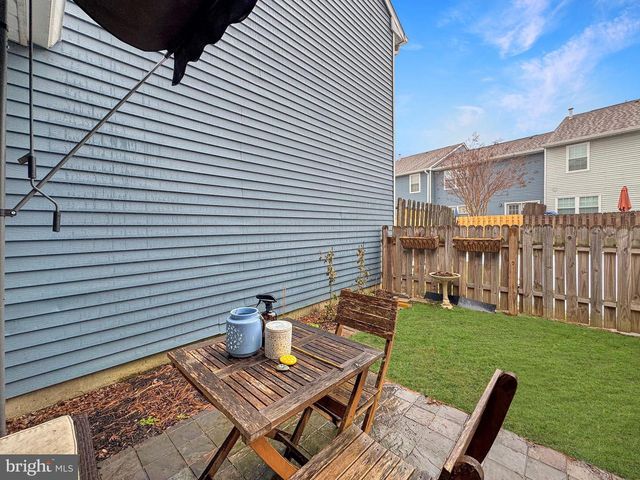 20 BERKSHIRE CT, Bordentown, NJ 08505