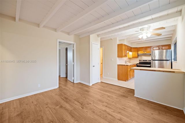 766 NW 42nd St c, Oakland Park, FL 33309