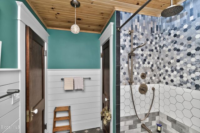 1593 Randolph Road, Schenectady, NY 12308