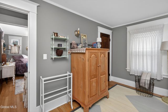 1593 Randolph Road, Schenectady, NY 12308