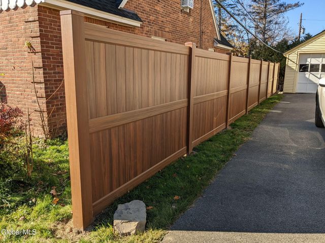 1593 Randolph Road, Schenectady, NY 12308