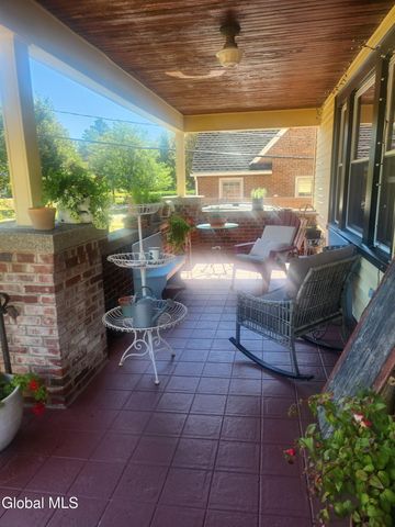 1593 Randolph Road, Schenectady, NY 12308