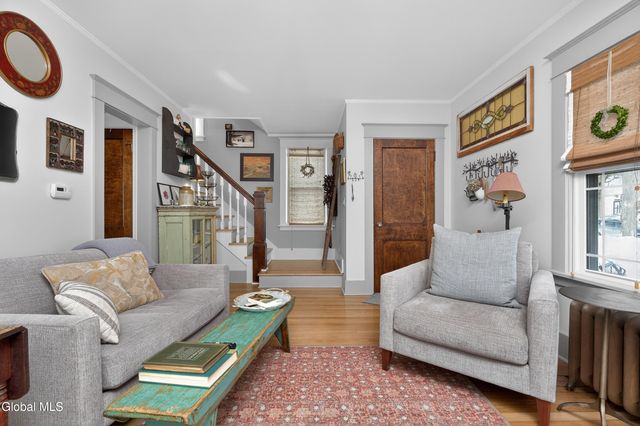 1593 Randolph Road, Schenectady, NY 12308