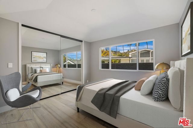 8400 Mulholland Drive, Los Angeles, CA 90046