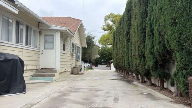 67 N Oak, Pasadena, CA 91107