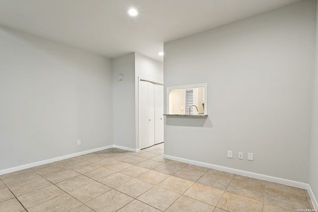 11001 Wurzbach Rd Apt 402, San Antonio, TX 78230