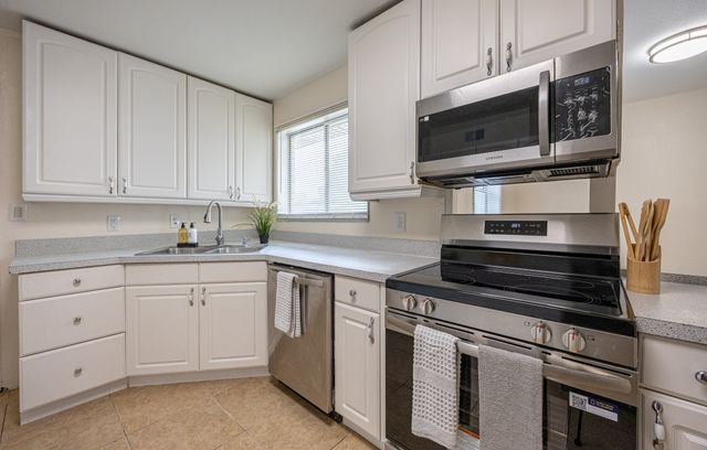 5405 Trail Lake Drive, Fort Worth, TX 76133
