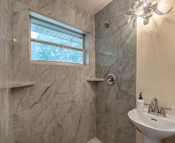 5405 Trail Lake Drive, Fort Worth, TX 76133