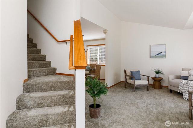 594 SW Regency Drive, Oak Harbor, WA 98277