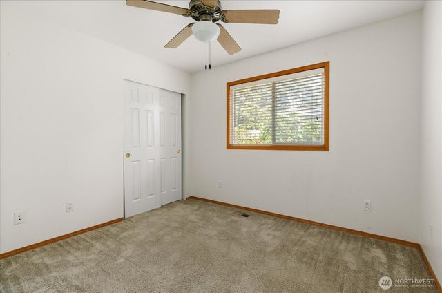 594 SW Regency Drive, Oak Harbor, WA 98277