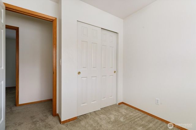 594 SW Regency Drive, Oak Harbor, WA 98277