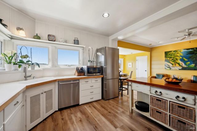 2350 Paradise Dr, Tiburon, CA 94920