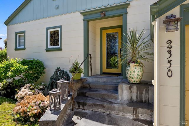 2350 Paradise Dr, Tiburon, CA 94920