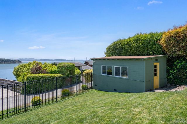 2350 Paradise Dr, Tiburon, CA 94920