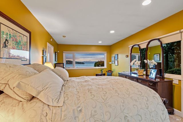 2350 Paradise Dr, Tiburon, CA 94920