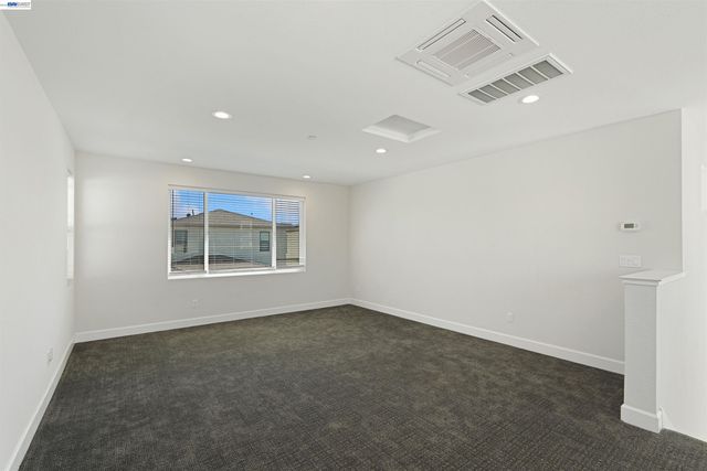 5915 Abbott St, Dublin, CA 94568