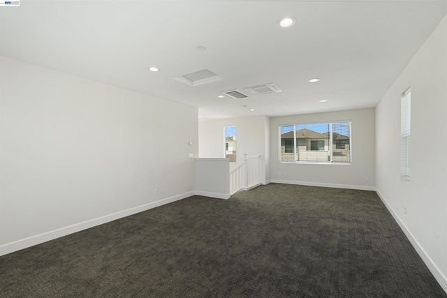 5915 Abbott St, Dublin, CA 94568