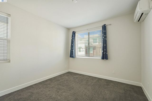 5915 Abbott St, Dublin, CA 94568