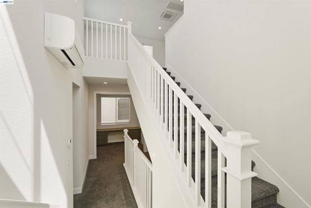 5915 Abbott St, Dublin, CA 94568