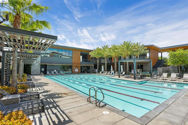 5915 Abbott St, Dublin, CA 94568