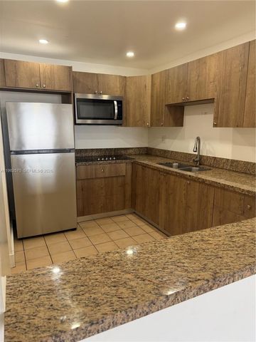 6190 W 19th Ave 303, Hialeah, FL 33012
