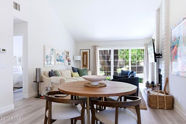 129 Conifer Circle, Oak Park, CA 91377