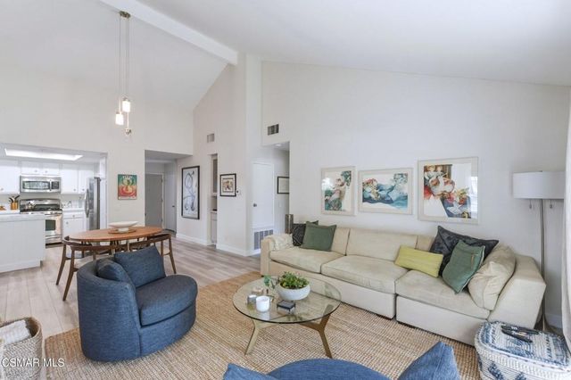 129 Conifer Circle, Oak Park, CA 91377