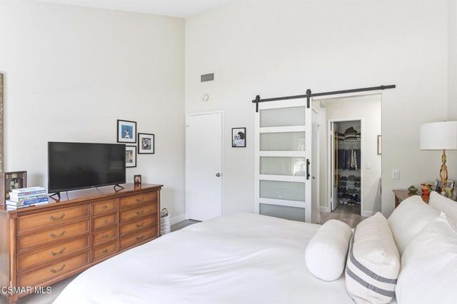 129 Conifer Circle, Oak Park, CA 91377