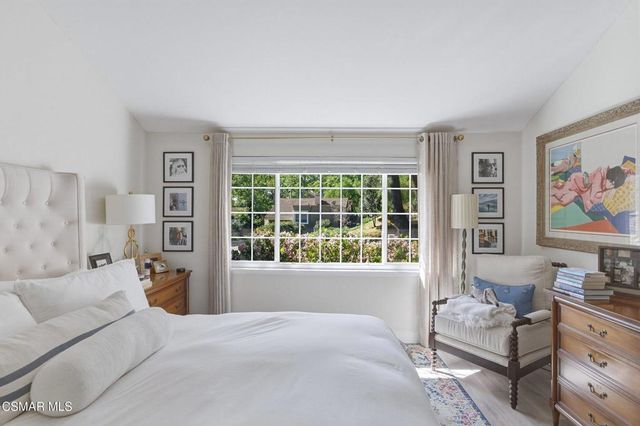 129 Conifer Circle, Oak Park, CA 91377