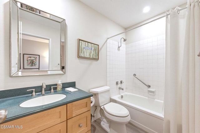 129 Conifer Circle, Oak Park, CA 91377