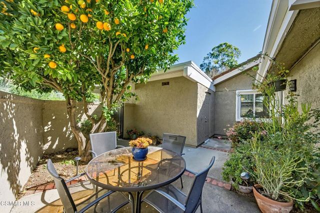 129 Conifer Circle, Oak Park, CA 91377
