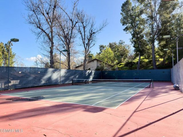 129 Conifer Circle, Oak Park, CA 91377