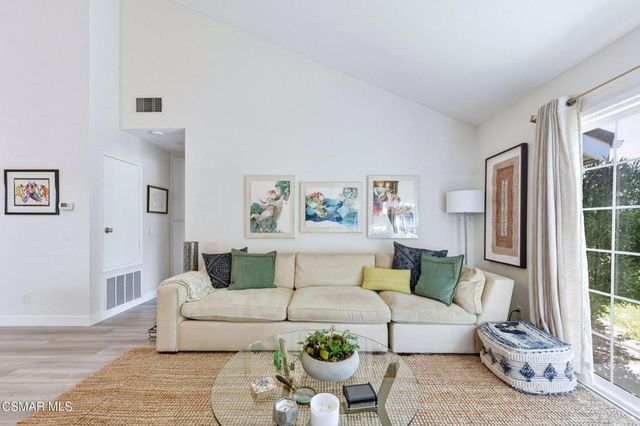 129 Conifer Circle, Oak Park, CA 91377