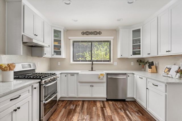 3035 Dalmatia Drive, Arnold, CA 95223