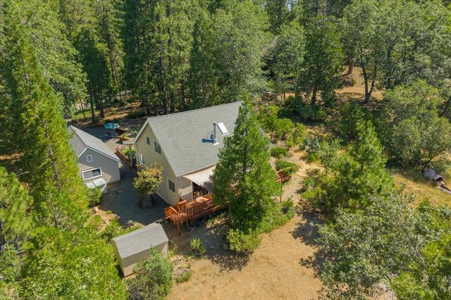 3035 Dalmatia Drive, Arnold, CA 95223