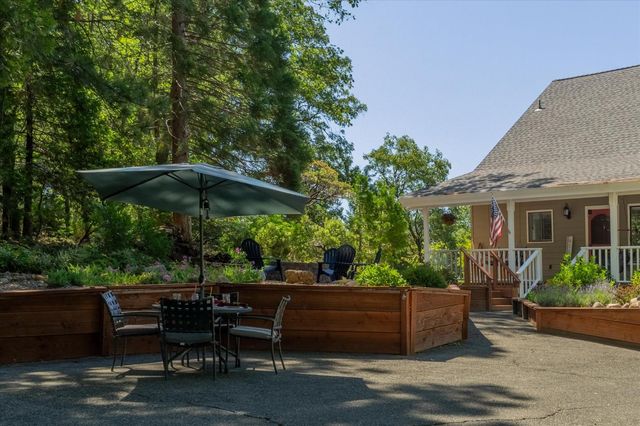 3035 Dalmatia Drive, Arnold, CA 95223
