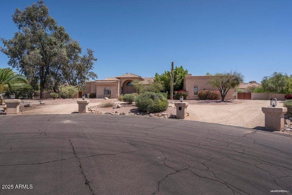 11975 N 107TH Street, Scottsdale, AZ 85259