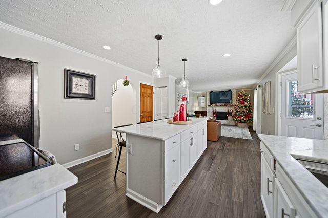 178 Roswell Place, Powell, OH 43065