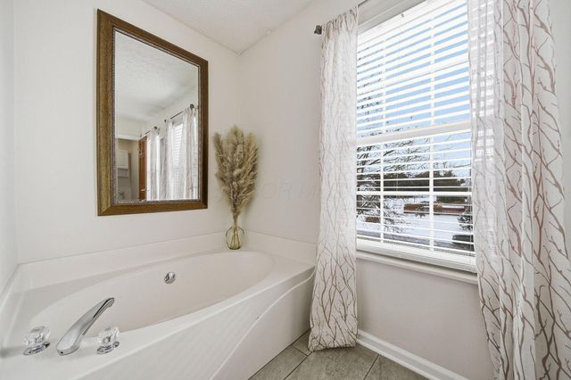 178 Roswell Place, Powell, OH 43065