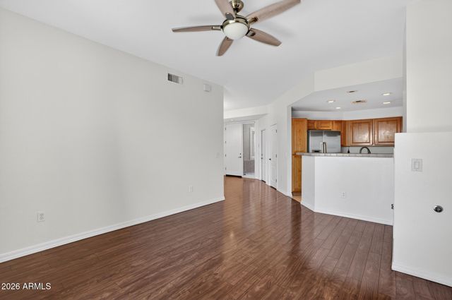 7887 N 16TH Street 120, Phoenix, AZ 85020