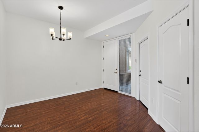 7887 N 16TH Street 120, Phoenix, AZ 85020