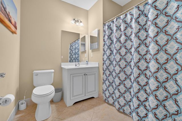 734 Regency Drive, Fishkill, NY 12524