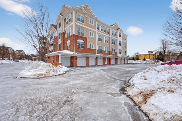 734 Regency Drive, Fishkill, NY 12524