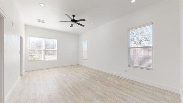 4867 North Oakland Lane, Bryan, TX 77808