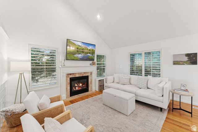 5037 S COTTON TREE LN, Holladay, UT 84117