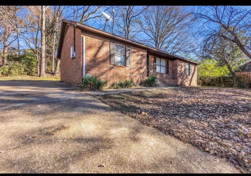 2733 WOODLAND HILLS CV, Memphis, TN 38127