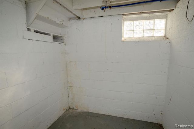 5045 Cadieux Road, Detroit, MI 48224